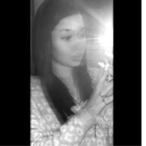 Meet your Posher, Miana